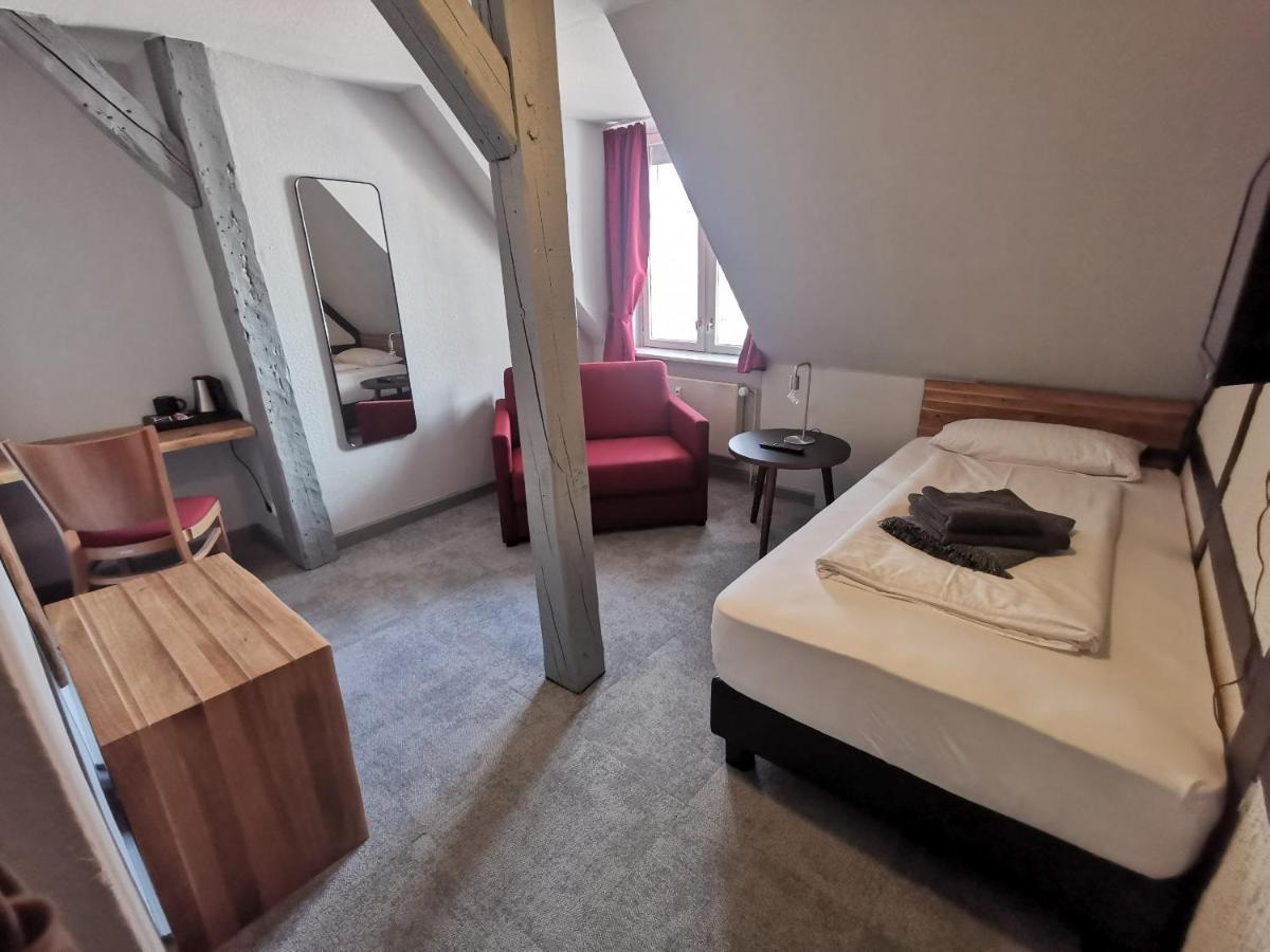 Kontraste Hotell Neumünster Exteriör bild