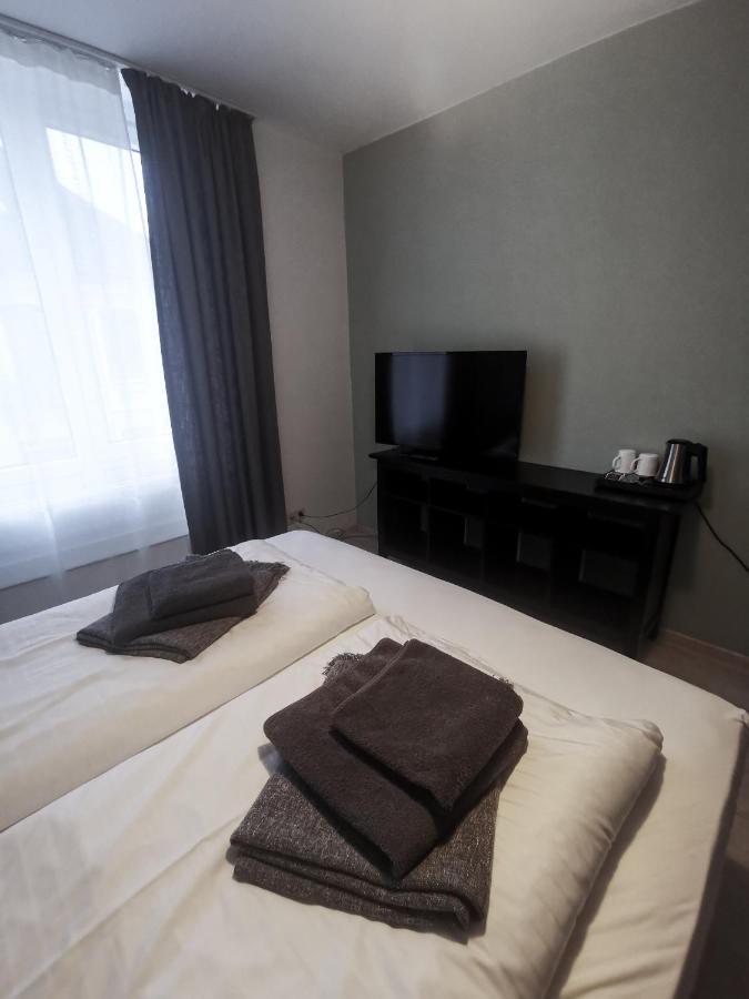 Kontraste Hotell Neumünster Exteriör bild