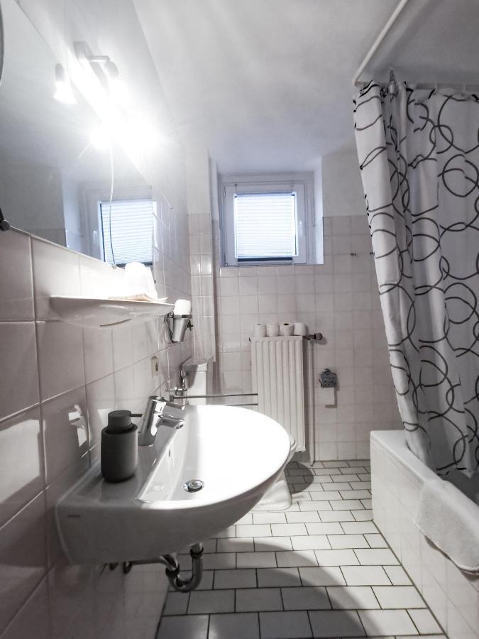Kontraste Hotell Neumünster Exteriör bild