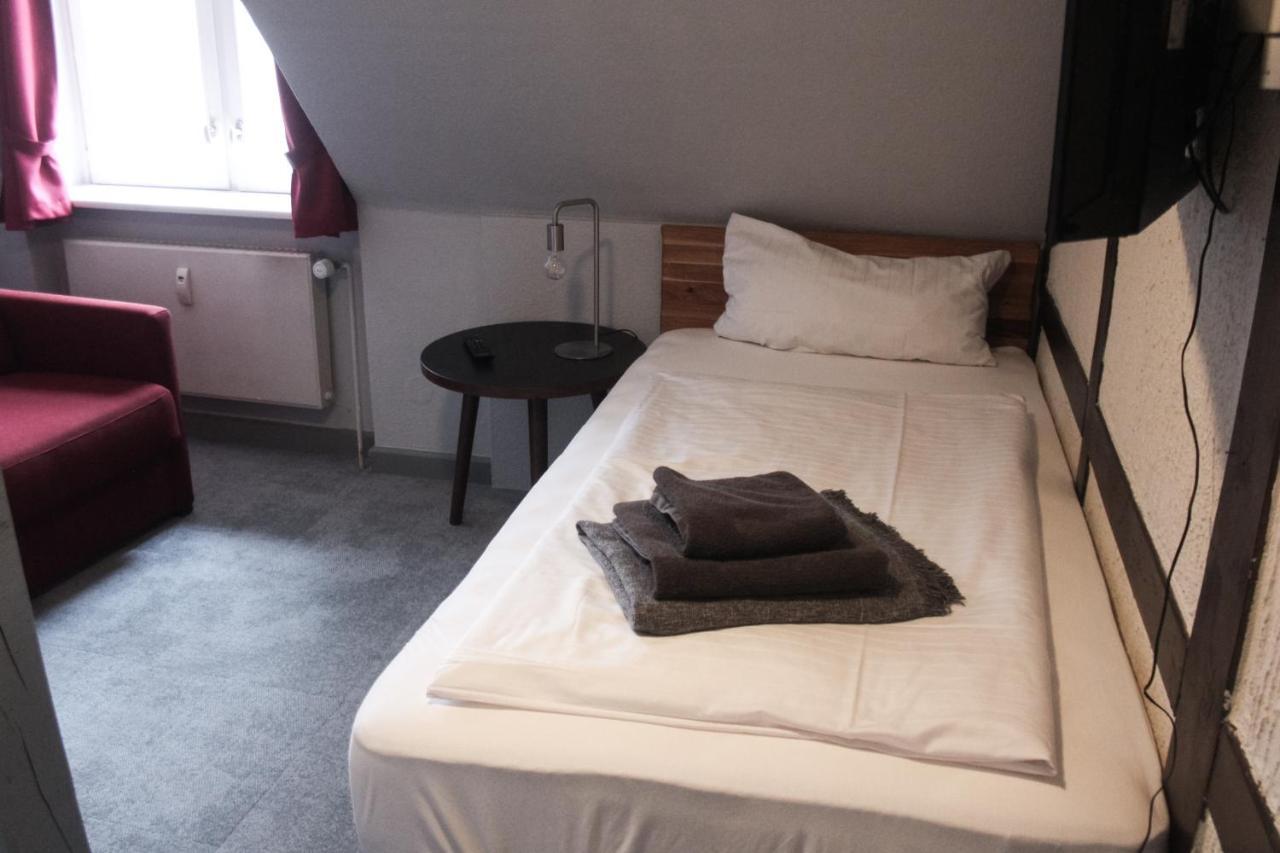 Kontraste Hotell Neumünster Exteriör bild